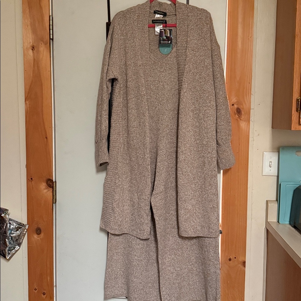 Irelands Eye 2 piece set